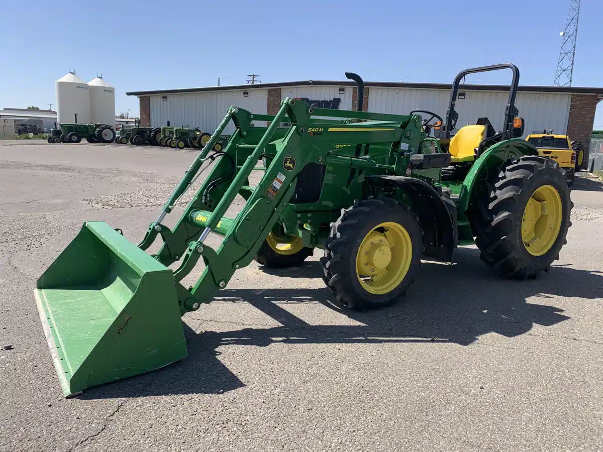 Used 2022 John Deere 5100E - Image 2